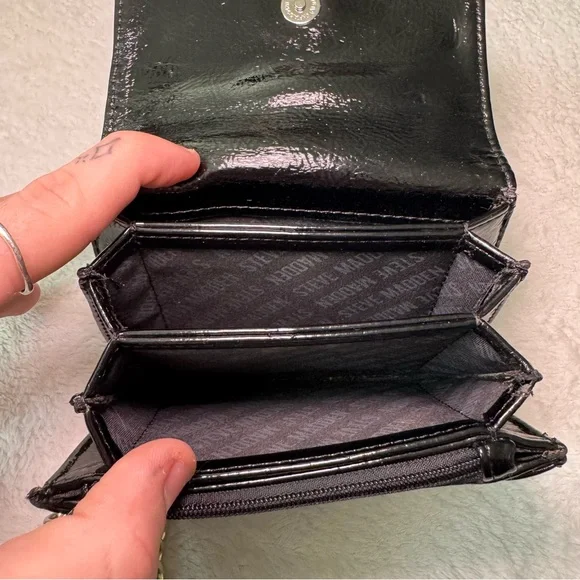 Vintage Steve Madden Black Wallet with Cute Bag Charms - Picture 6 of 6